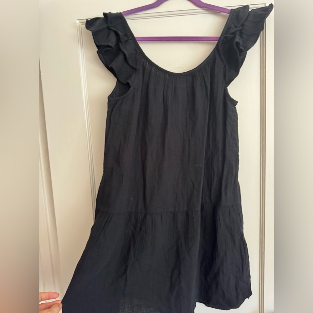 100% cotton GAP Black Ruffle Sleeve Dress